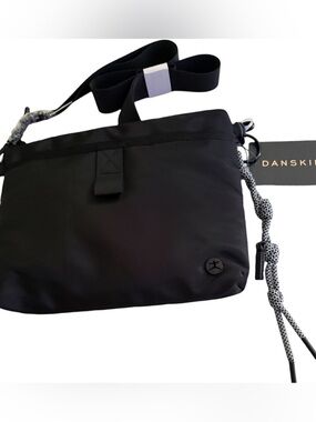 Danskin Zora Crossbody Bag. NWT